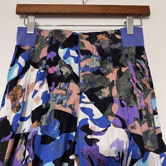 NWT Free People Movement Mesmerize Me Printed Pants in Violet Splendor C… - Picture 4 of 9